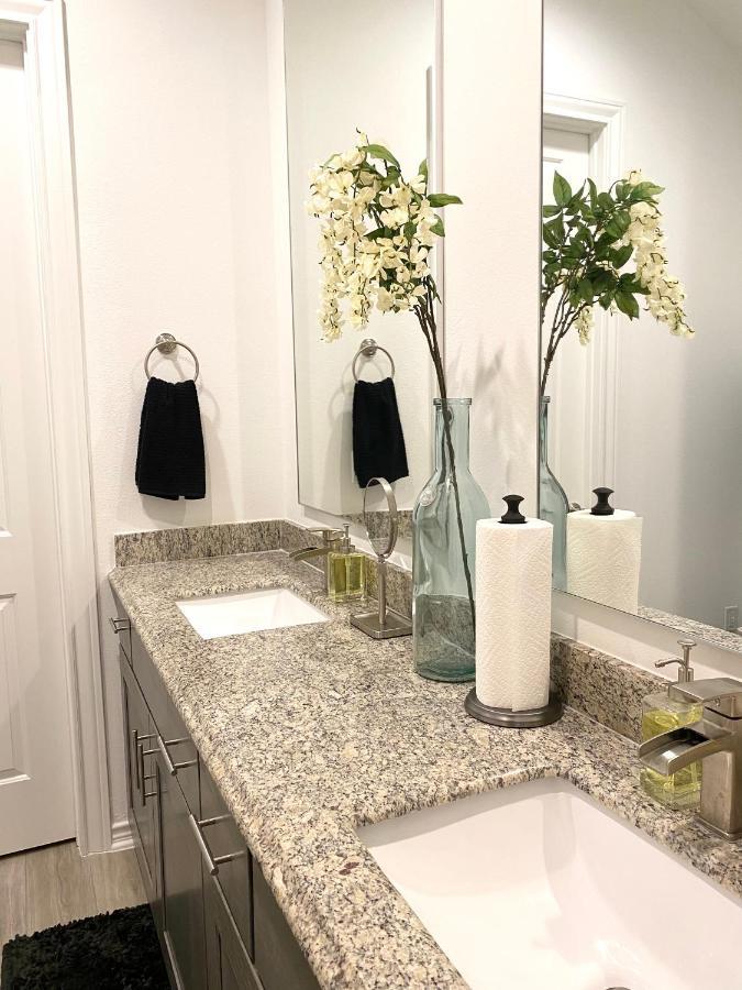 Luxe Three Story Duplex Near Downtown & Med Center Villa Houston Eksteriør bilde